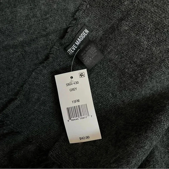 Steve Madden Heather Gray Grey Print Scarf Cozy Warm - Picture 5 of 5